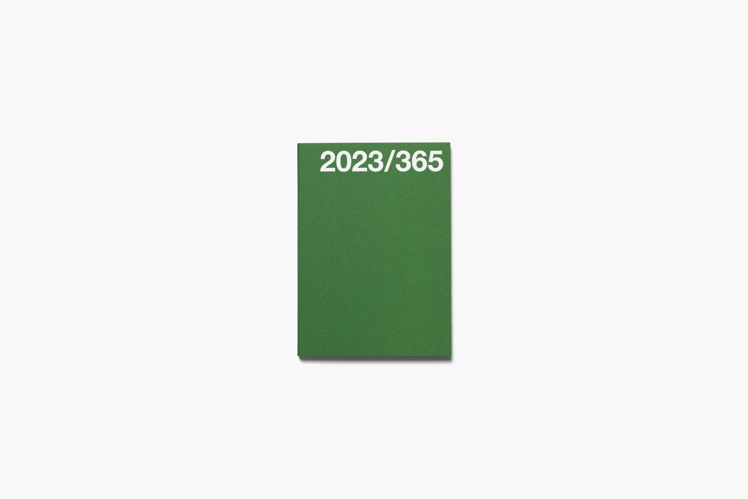 marjolein-delhaas-2023-basic-diary-ray-01