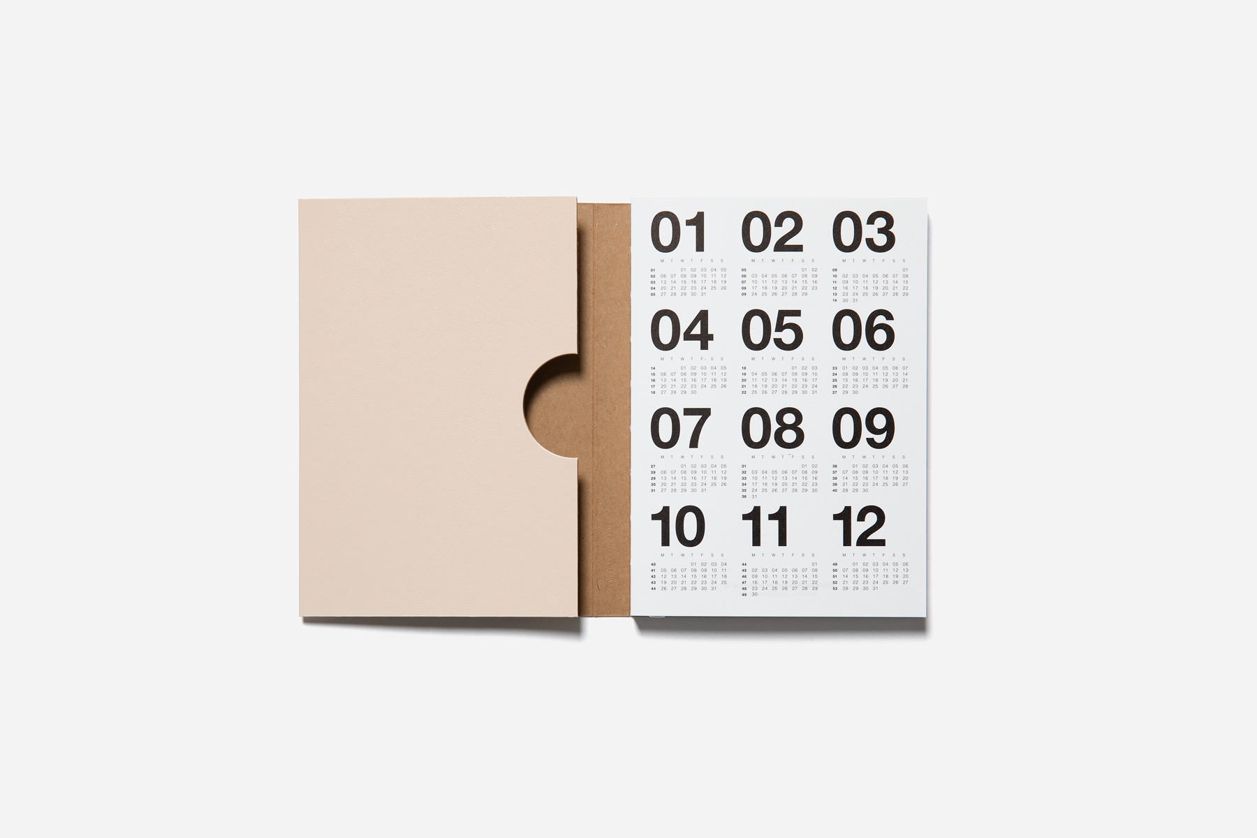 marjolein-delhaas-2023-classic-diary-powder-02