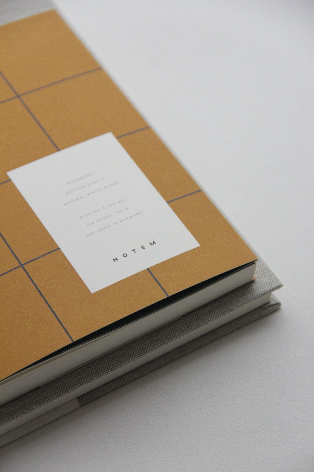 UMA_Notebook_Medium_Ochre2_05
