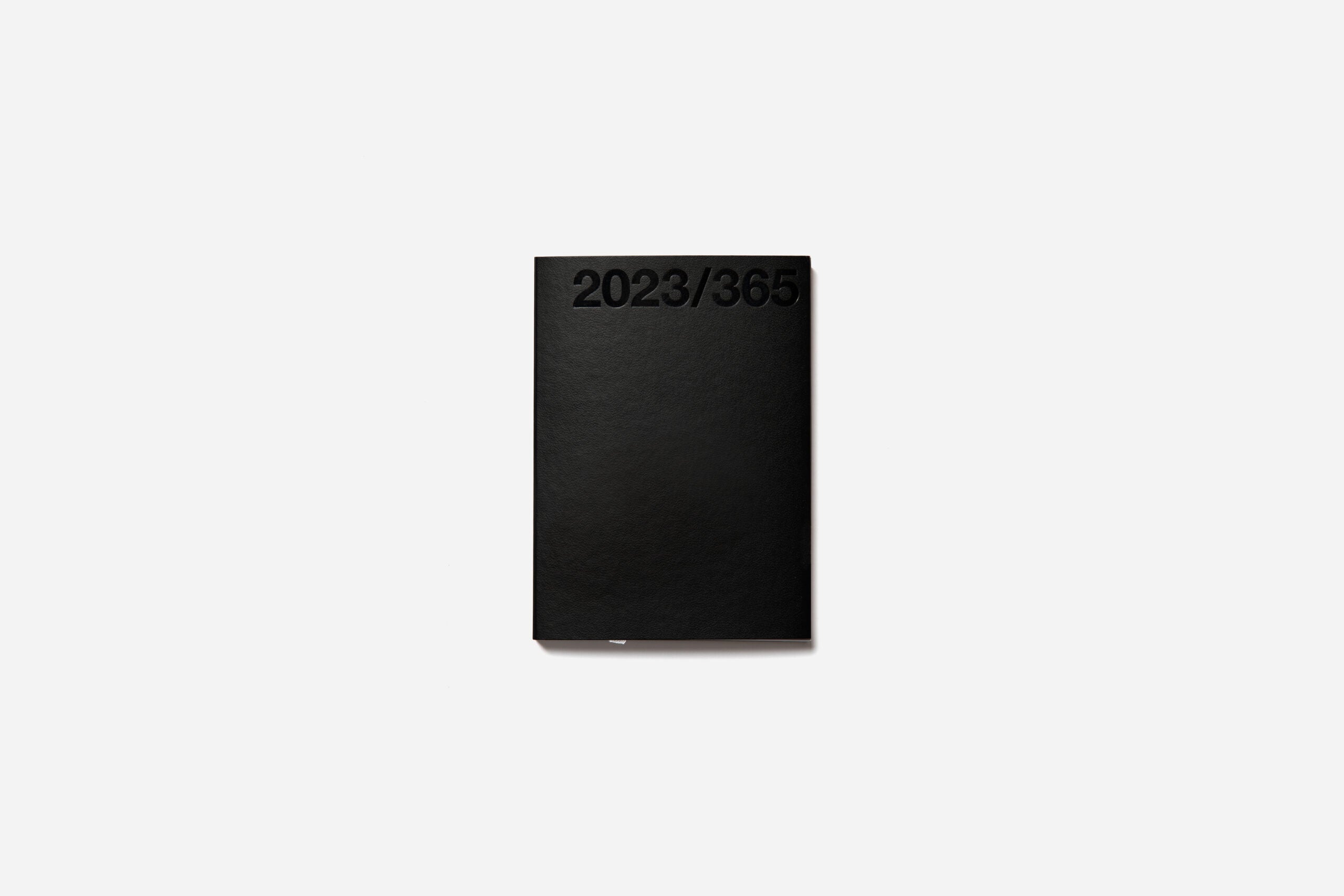 marjolein-delhaas-2023-classic-diary-black-01