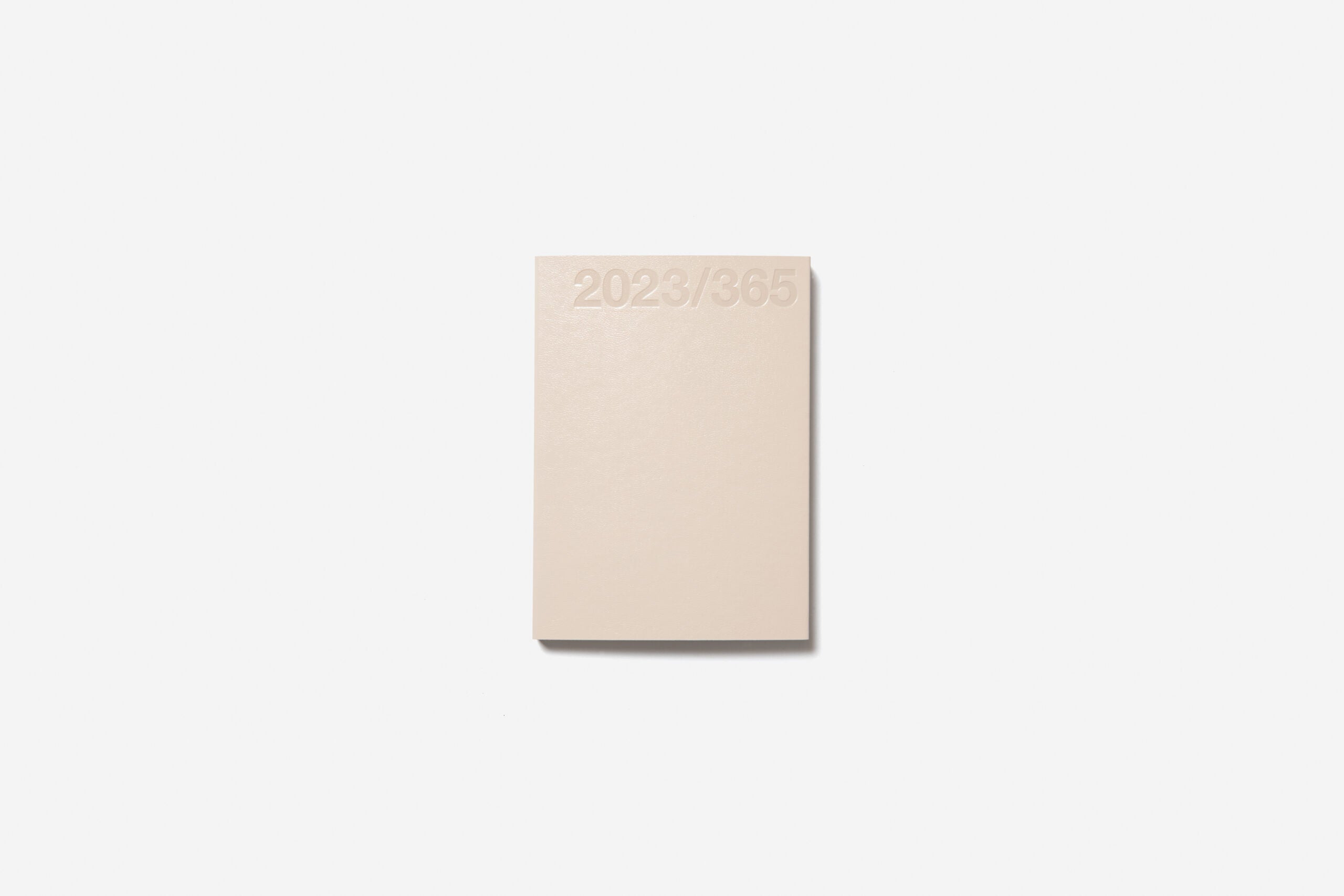 marjolein-delhaas-2023-classic-diary-powder-01